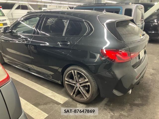 Bmw 1 SERIES 2022-11 4930878-3