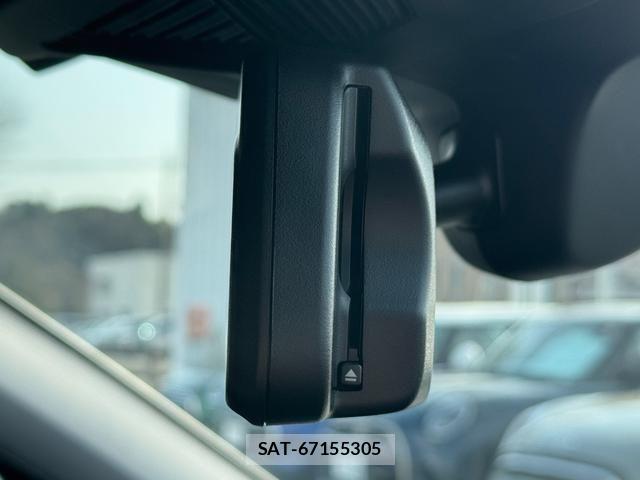 Bmw 1 SERIES 2025-06 6007261-21
