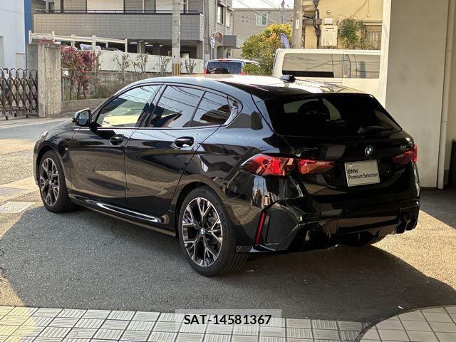 Bmw 1 SERIES 2025-08 6007251-2