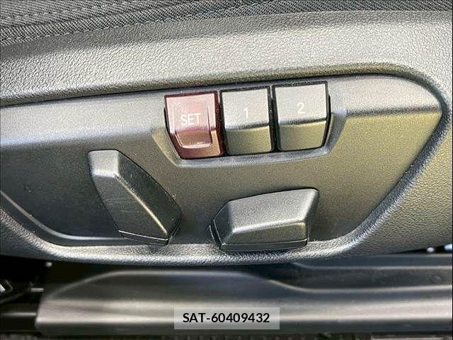 Bmw 1 SERIES 2021-04 6007263-8