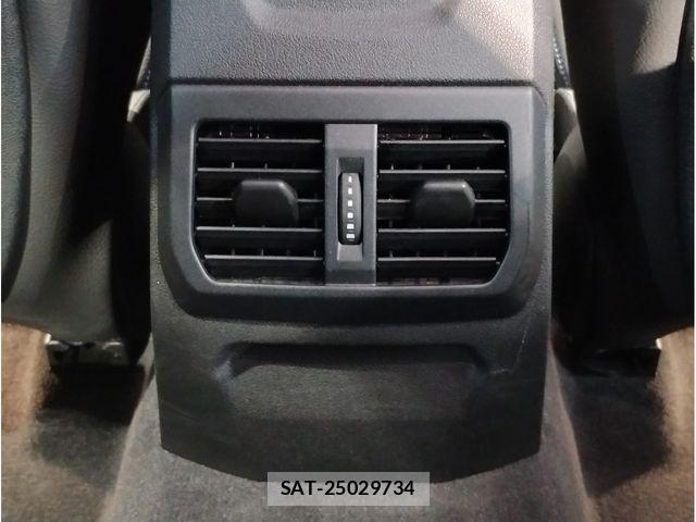Bmw 1 SERIES 2023-04 6275823-27