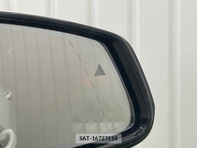 Bmw 1 SERIES 2021-06 6275824-5
