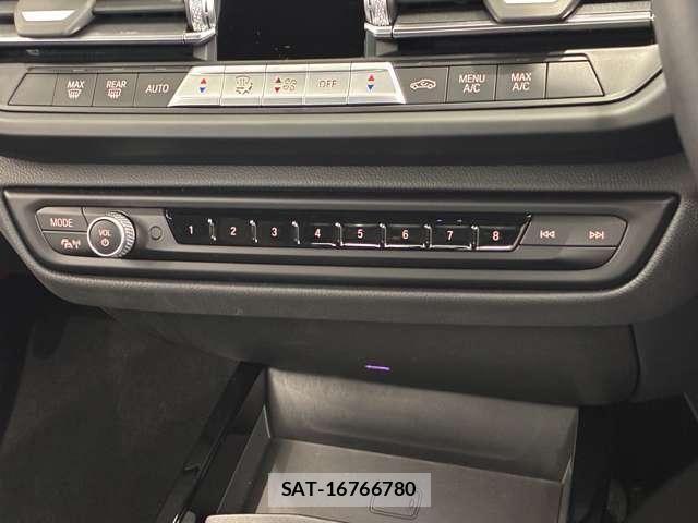 Bmw 1 SERIES 2024-06 6525524-23