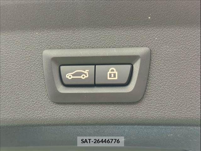 Bmw 1 SERIES 2021-08 6544296-9