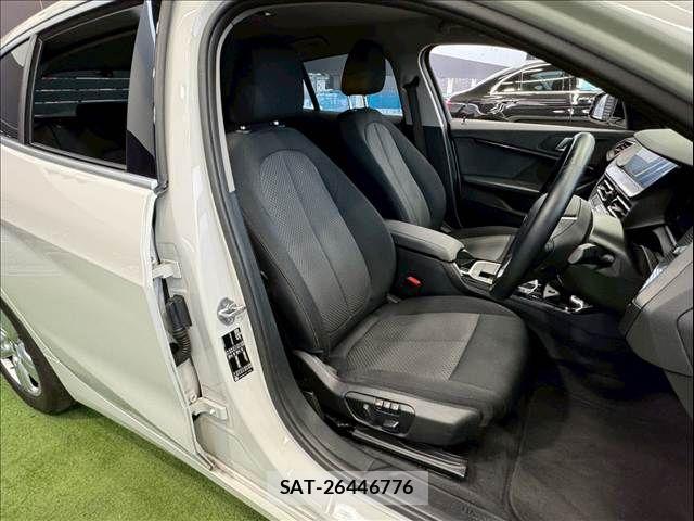 Bmw 1 SERIES 2021-08 6544296-5