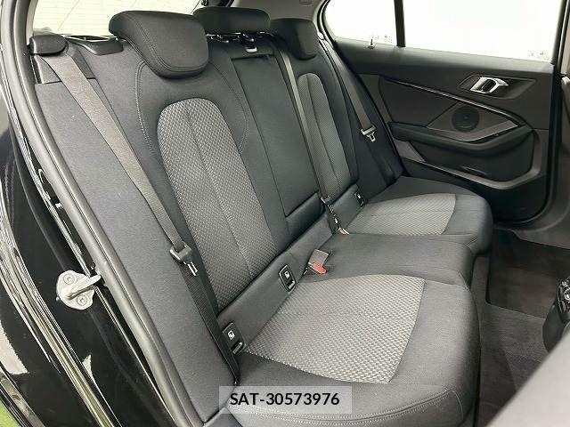 Bmw 1 SERIES 2022-03 6544297-9