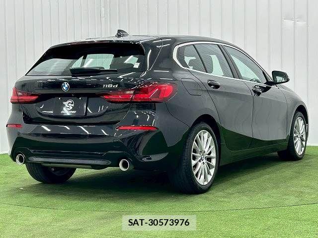 Bmw 1 SERIES 2022-03 6544297-15