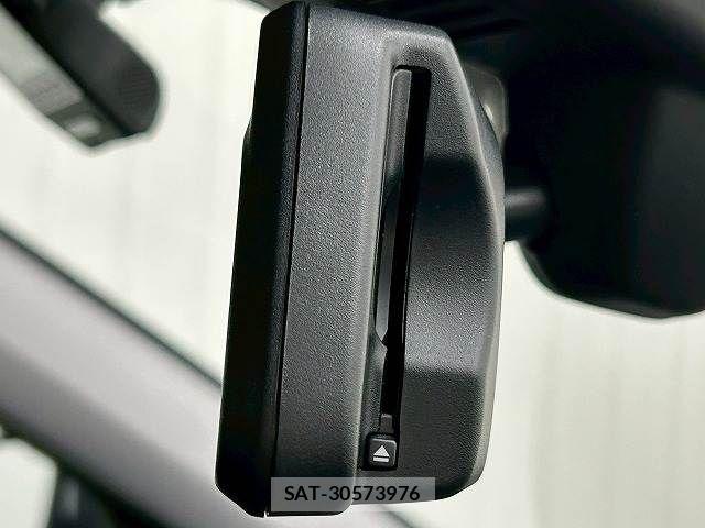 Bmw 1 SERIES 2022-03 6544297-7