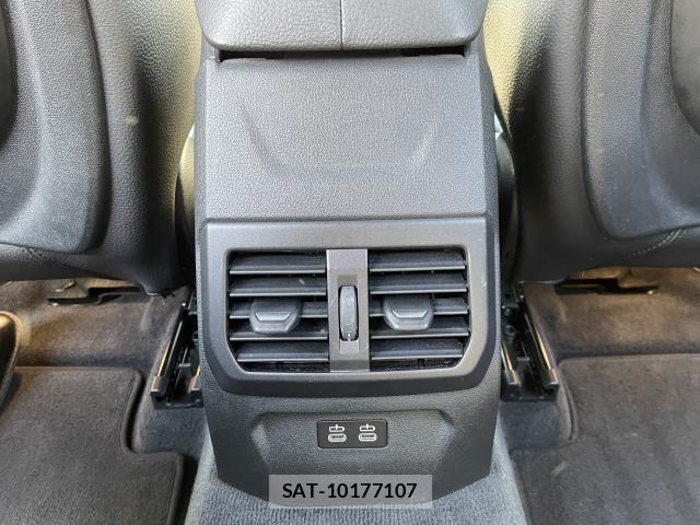 Bmw 1 SERIES 2021-06 6670447-12