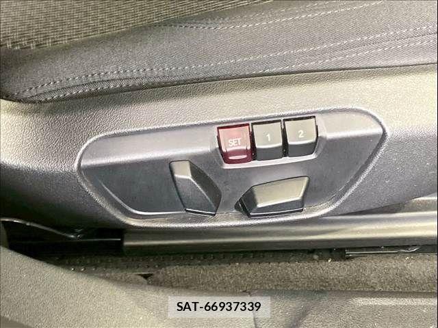 Bmw 1 SERIES 2021-03 6670449-10