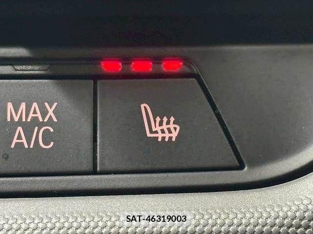 Bmw 1 SERIES 2021-03 6670448-5