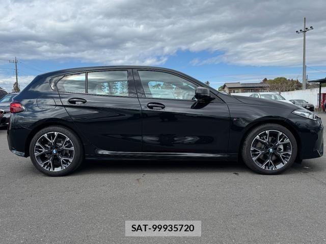 Bmw 1 SERIES 2025-11 6675074-8