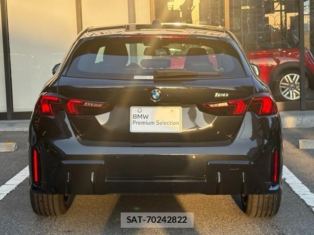 Bmw 1 SERIES 2025-10 6675073-4