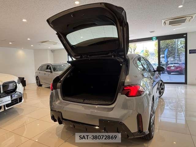 Bmw 1 SERIES 2025-03 6675078-4