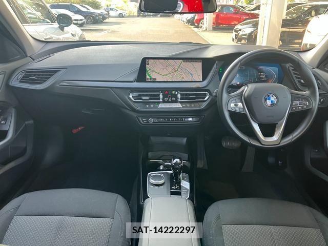 Bmw 1 SERIES 2021-10 6902495-1