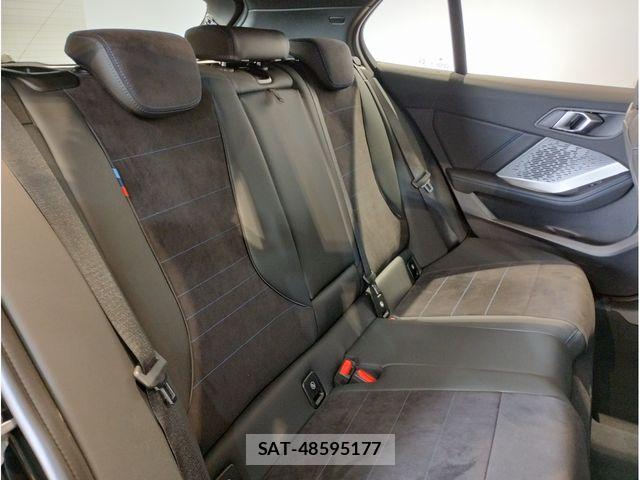 Bmw 1 SERIES 2025-02 7215217-24