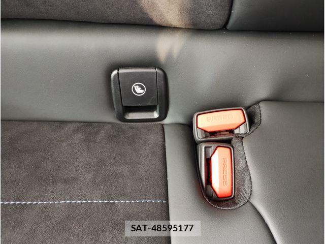 Bmw 1 SERIES 2025-02 7215217-26