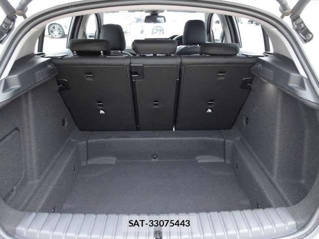 Bmw 1 SERIES 2023-02 7215207-8