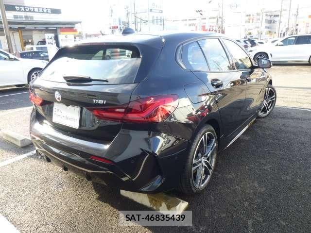 Bmw 1 SERIES 2022-12 7215202-18