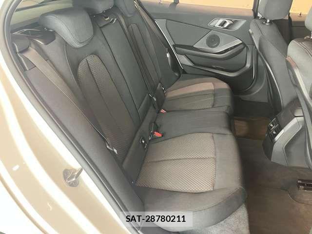 Bmw 1 SERIES 2022-11 7215200-10