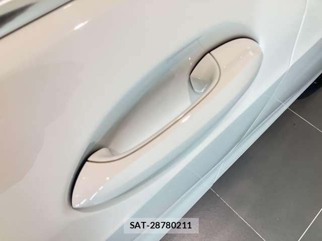 Bmw 1 SERIES 2022-11 7215200-19