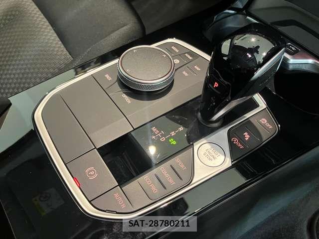 Bmw 1 SERIES 2022-11 7215200-8