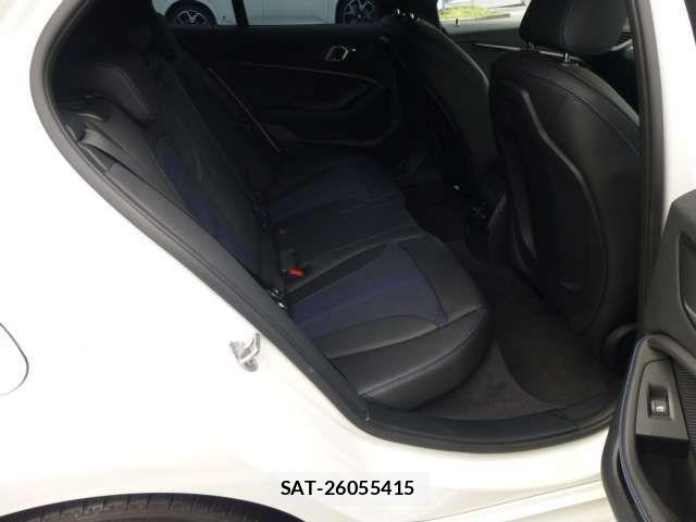 Bmw 1 SERIES 2021-04 7215196-6