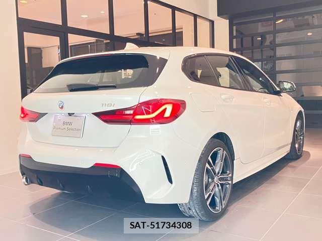 Bmw 1 SERIES 2023-01 7215204-5