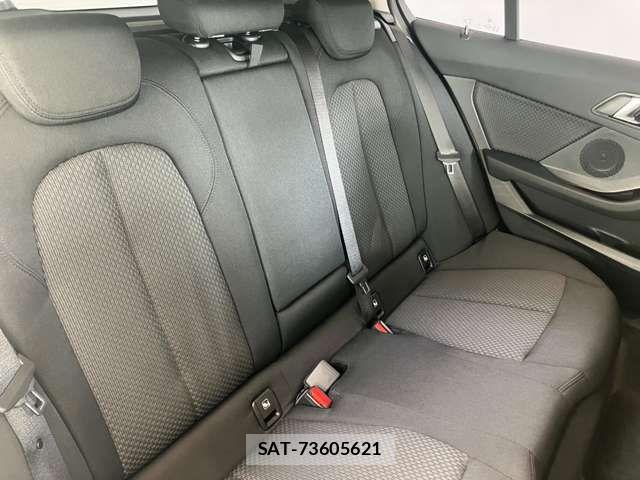 Bmw 1 SERIES 2024-04 7215211-10