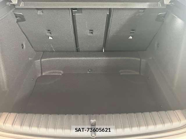 Bmw 1 SERIES 2024-04 7215211-16