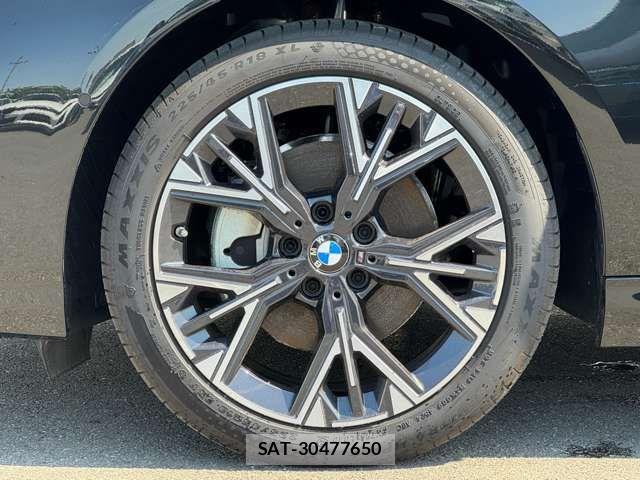 Bmw 1 SERIES 2025-08 7215213-12
