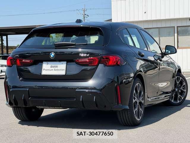 Bmw 1 SERIES 2025-08 7215213-2