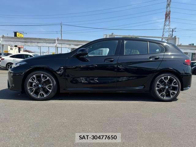 Bmw 1 SERIES 2025-08 7215213-5