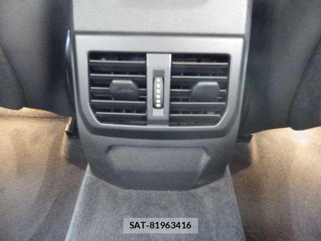 Bmw 1 SERIES 2024-06 7325842-16