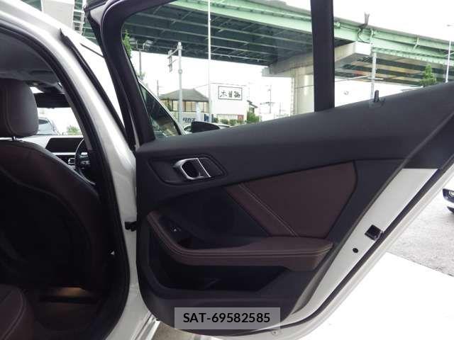 Bmw 1 SERIES 2024-06 7325841-12