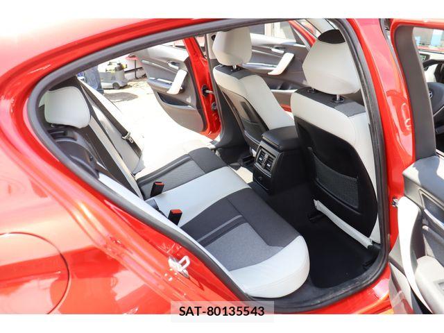 Bmw 1 SERIES 2018-01 7325850-3