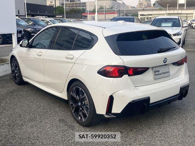 Bmw 1 SERIES 2025-11 7391442-6