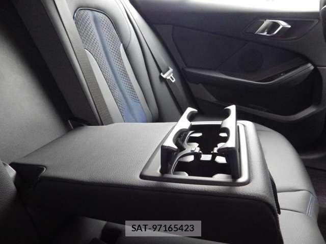 Bmw 1 SERIES 2024-06 7391456-13