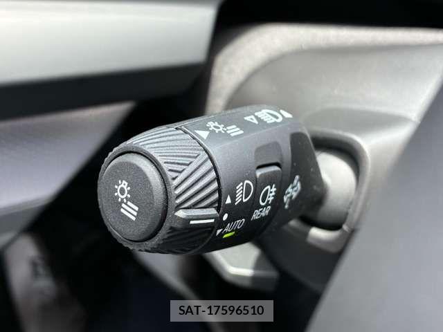 Bmw 1 SERIES 2025-07 7453084-17