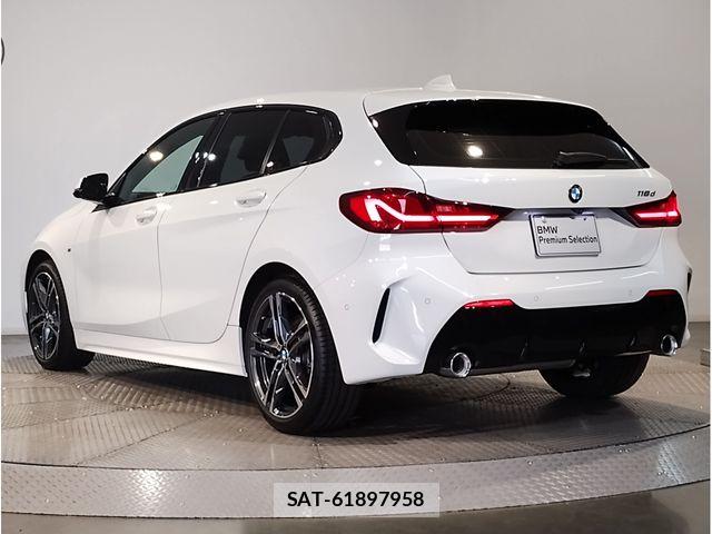 Bmw 1 SERIES 2023-08 7499649-3