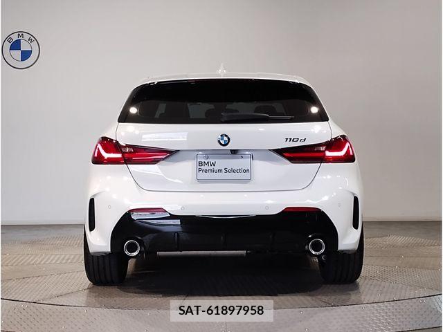 Bmw 1 SERIES 2023-08 7499649-4