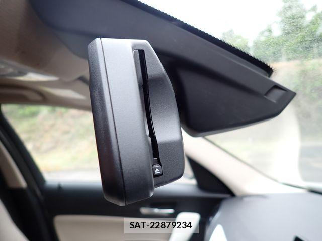 Bmw 1 SERIES 2019-08 7508186-26
