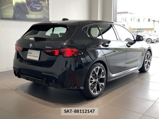 Bmw 1 SERIES 2026-01 7356954-2
