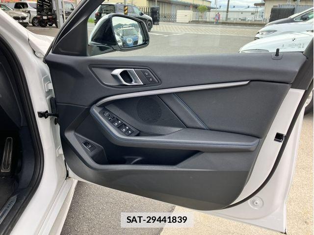 Bmw 1 SERIES 2024-06 7721201-10