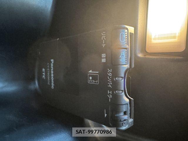 Bmw 1 SERIES 2013-03 7721227-6