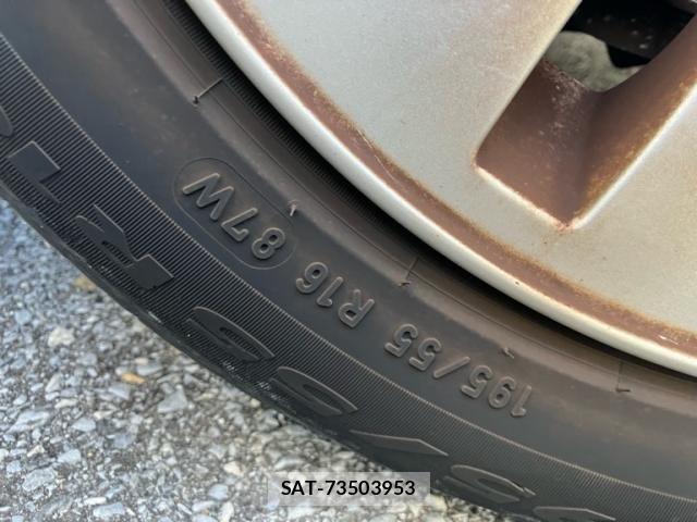 Bmw 1 SERIES 2011-03 7782833-9