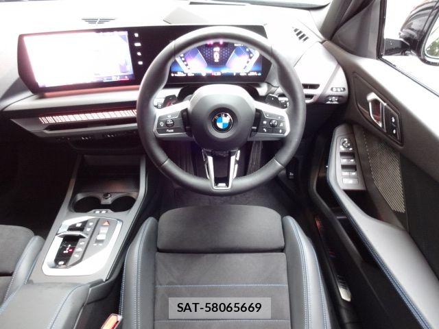 Bmw 1 SERIES 2026-01 7782842-1