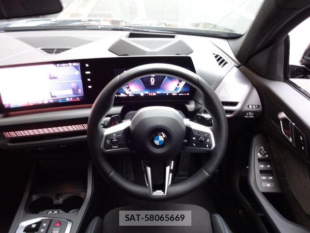 Bmw 1 SERIES 2026-01 7782842-19