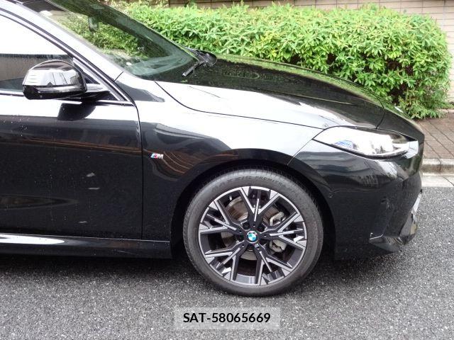 Bmw 1 SERIES 2026-01 7782842-8