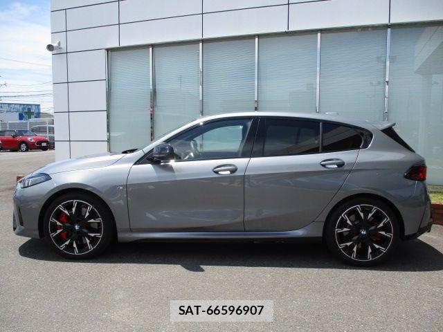Bmw 1 SERIES 2024-11 7875430-8